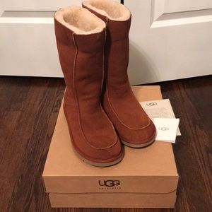 Brand New Uggs Size 9 Cognac Color